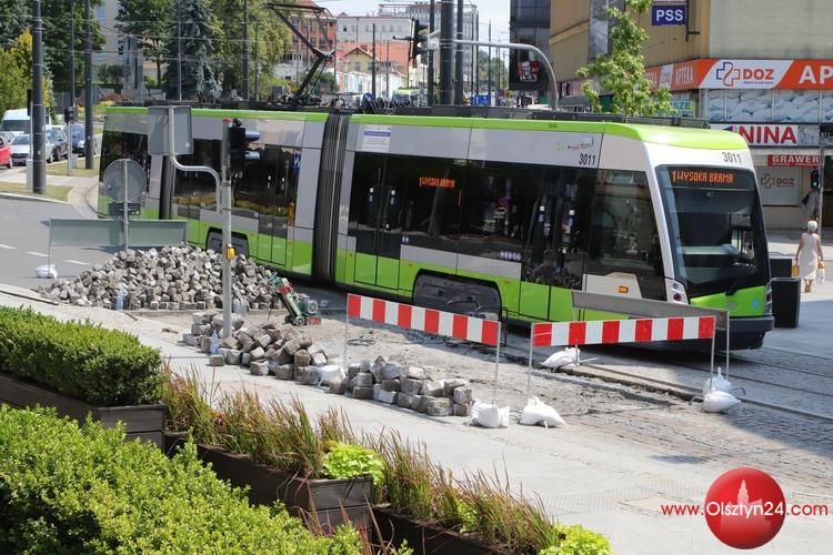 Dlaczego tak długo potrwa gwarancyjna naprawa ul. 11 Listopada. Jest odpowiedź! 
