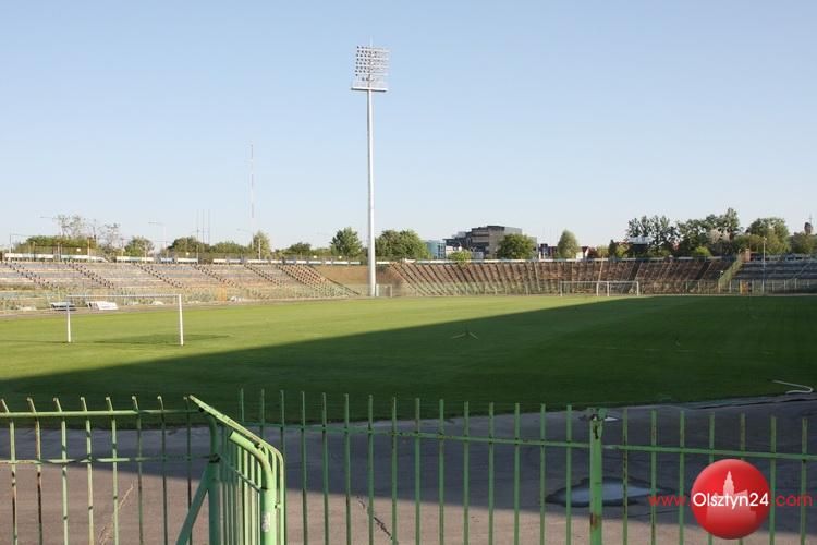 OSiR podpisał umowę na budowę nowego boiska na stadionie przy al. Piłsudskiego