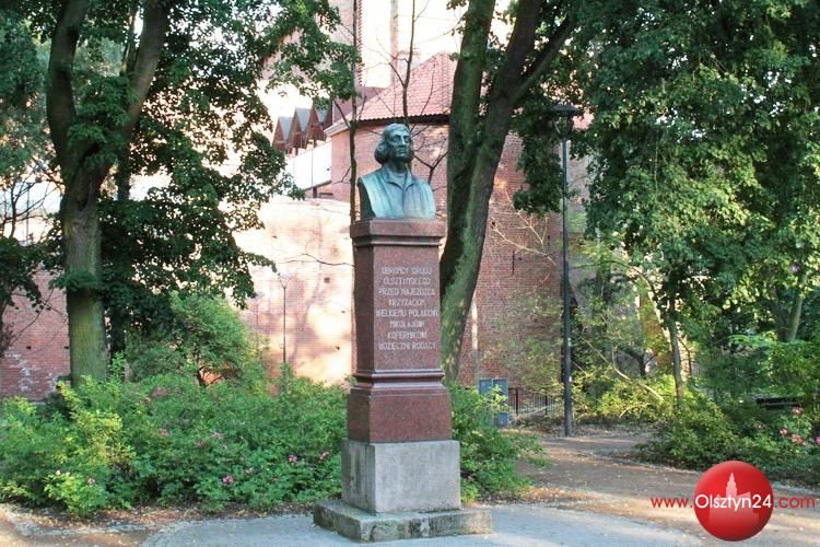 Kopernik wrócił na cokół