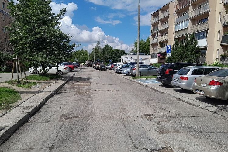 Na ul. Herdera będzie nowa nawierzchnia