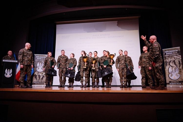 Sportowe podsumowanie roku Wojsk Obrony Terytorialnej. Wysoka pozycja warmińsko-mazurskich terytorialsów