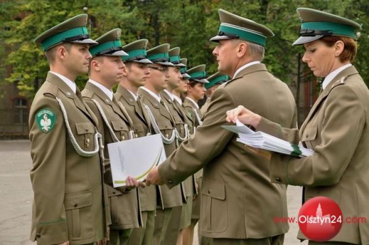 Ponad 100 kaprali SG opuściło dziś Centrum Szkolenia Straży Granicznej