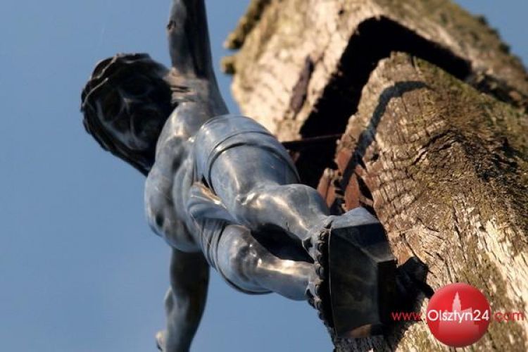 Kapliczki i krzyże na fotografiach w Starym Ratuszu