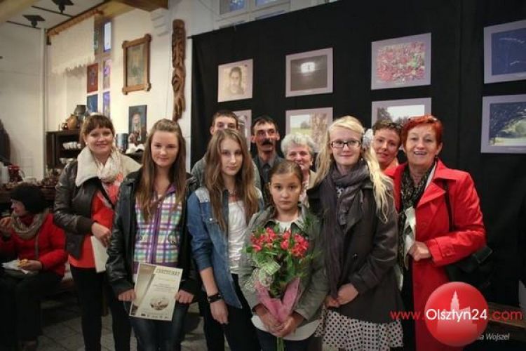 Prace młodych w barczewskiej Synagodze