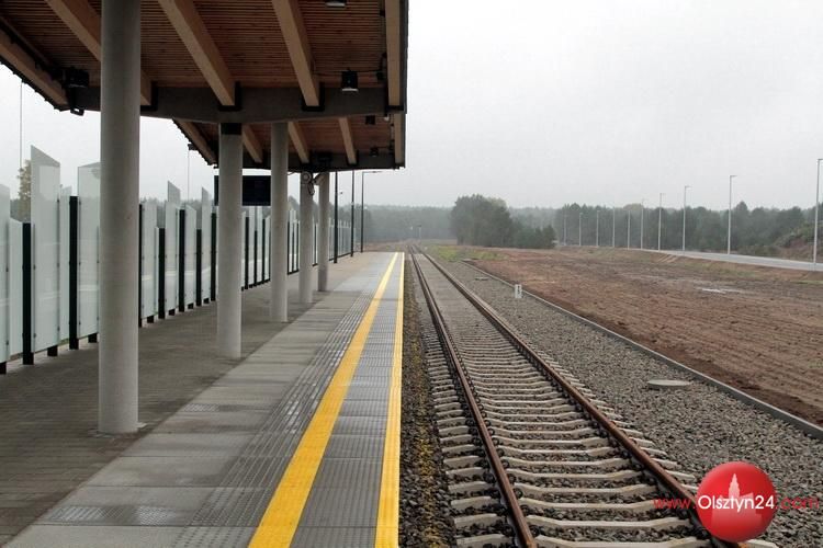 W trzy kwadranse pociągiem z Olsztyna do lotniska w Szymanach 