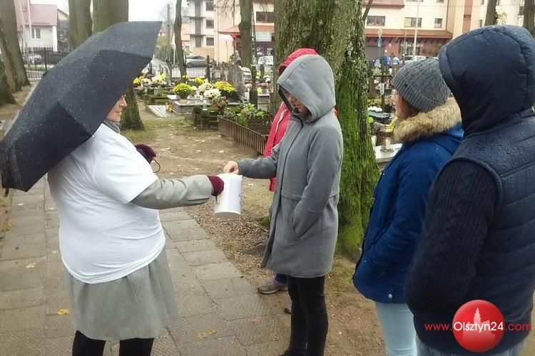 Udana kwesta na Pomnik Zasłużonych Warmiaków