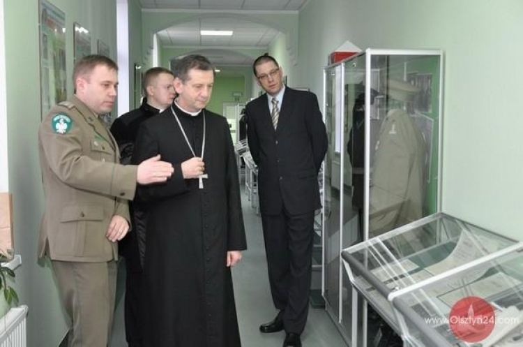 Wizyta biskupa polowego w straży granicznej w Kętrzynie