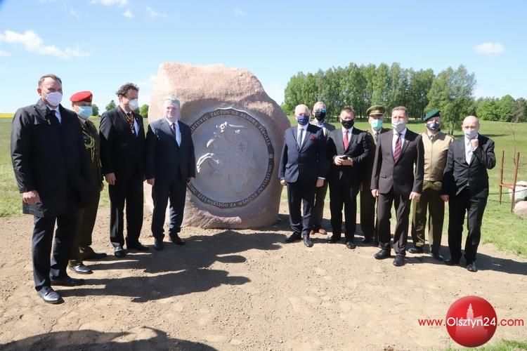 Nowy obelisk stanął na Polach Grunwaldzkich
