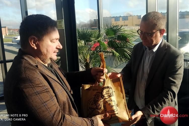 Biskup Andrzej Batory i Gabor Lagzi — dwóch Węgrów, których oczarowało Barczewo. Dzieli ich 400 lat.