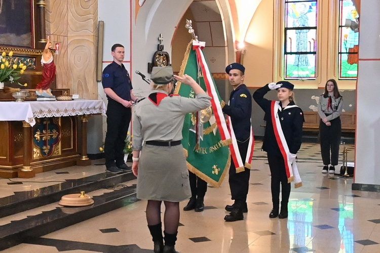 Nowy sztandar dla biskupieckiego hufca ZHP