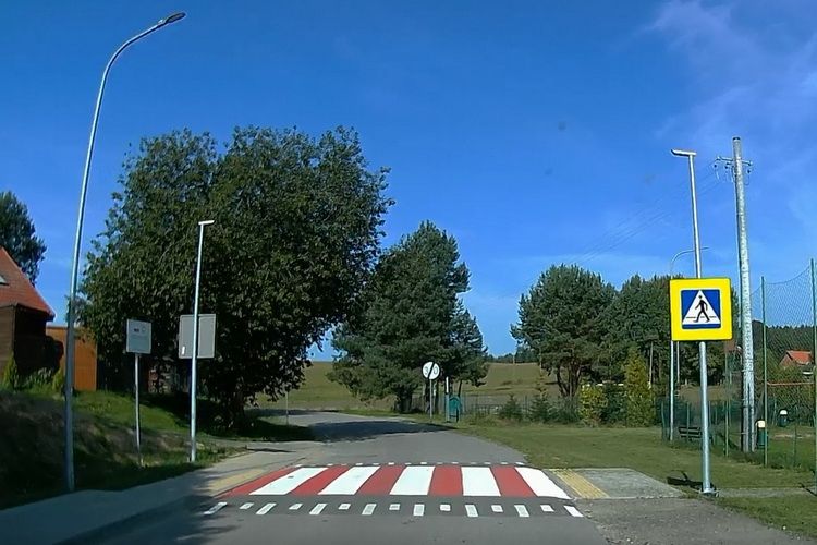 Ponad trzydzieści nowych przejść na drogach powiatu olsztyńskiego