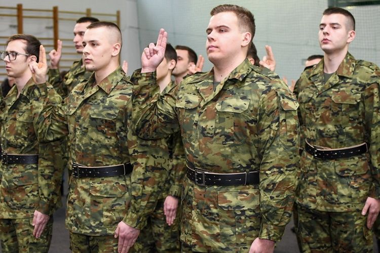 Nowi funkcjonariusze w szeregach WMOSG