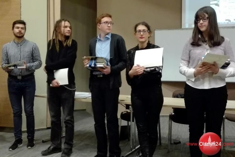 Reprezentant Gimnazjum nr 5 z kolejnym laurem poetyckim