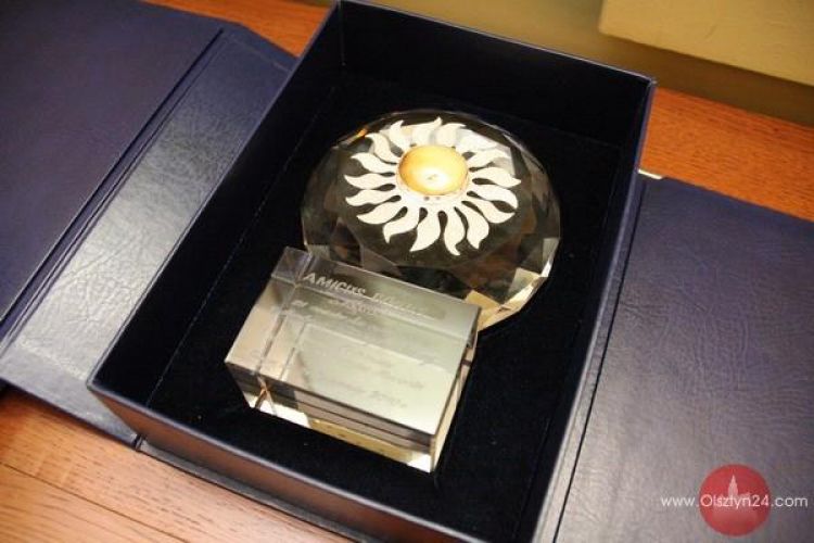 Wojewoda wręczył statuetki Amicus Bonus