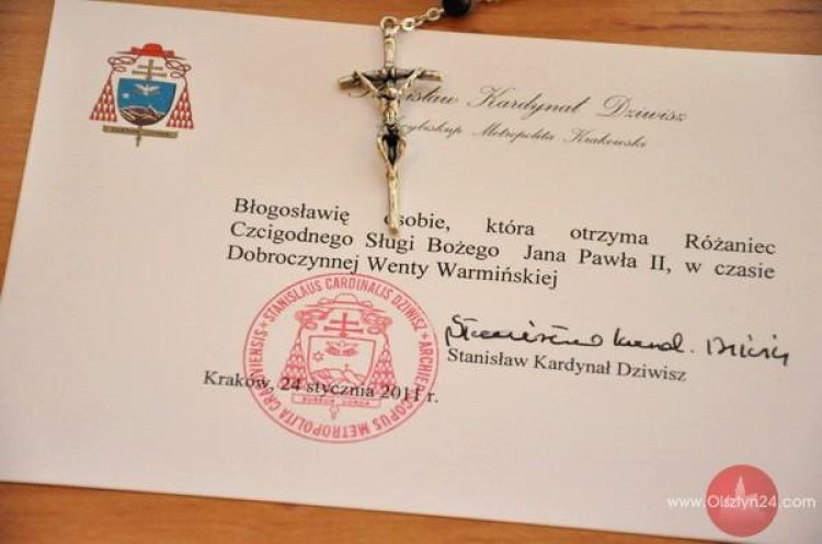 Różaniec papieża na licytacji w Olsztynie