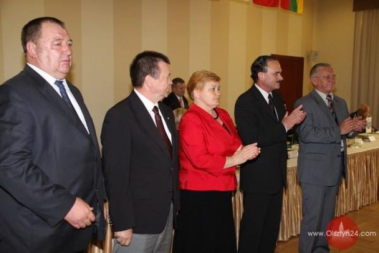 Krzyże dla wójtów
