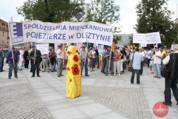 Za i przeciw spółdzielniom mieszkaniowym