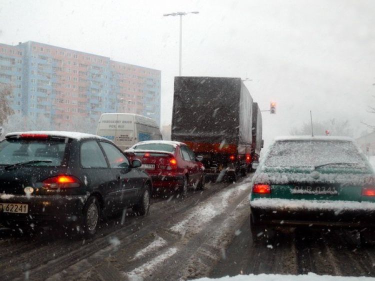 Uwaga, ślisko na drogach