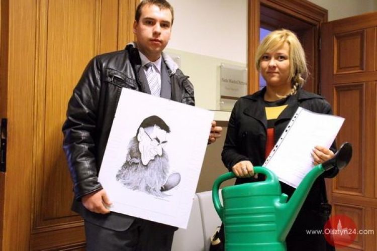 Nie ma drzew, trzeba sięgnąć po polewaczki