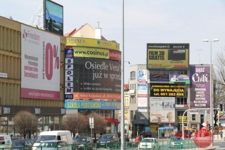 Pstrokacizna zostaje. Na razie, czy na stałe?