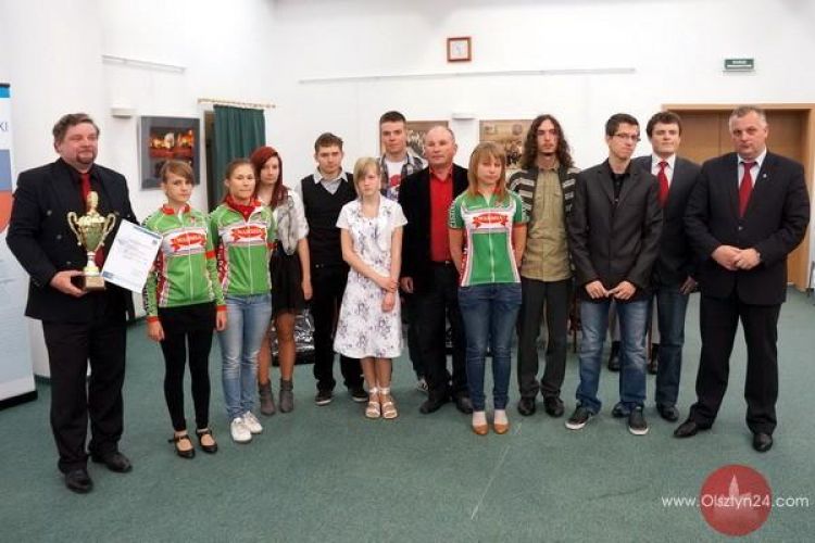 Majowa sesja pod znakiem sportu i zmian w oświacie