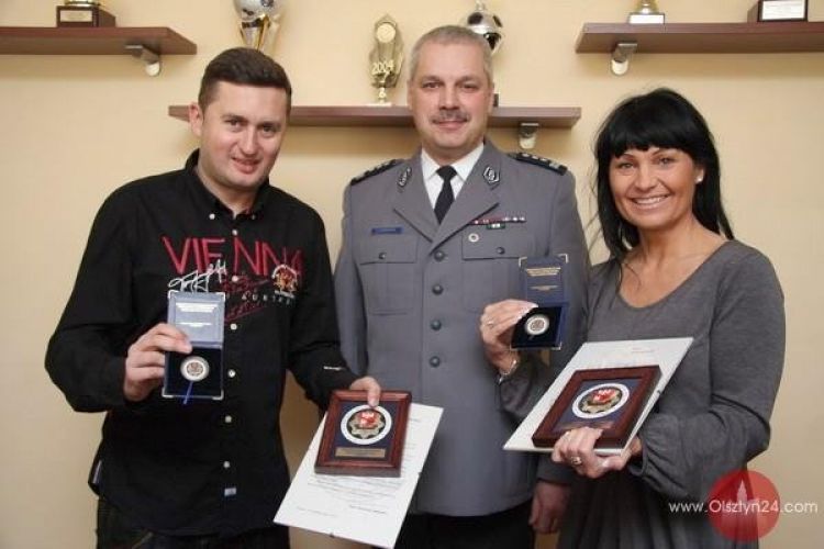 Gwiazdy są najbardziej widoczne po zmroku