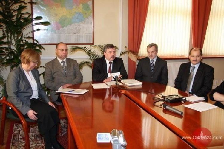 Wojewoda będzie monitorował kryzys