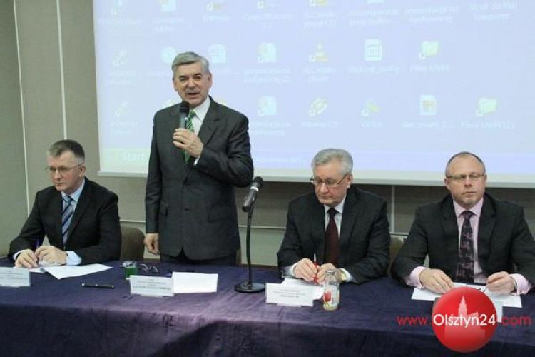 Historyczne spotkanie na uniwersytecie