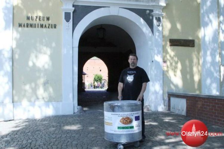 Artystyczno-polityczne happeningi Jacka Adamasa