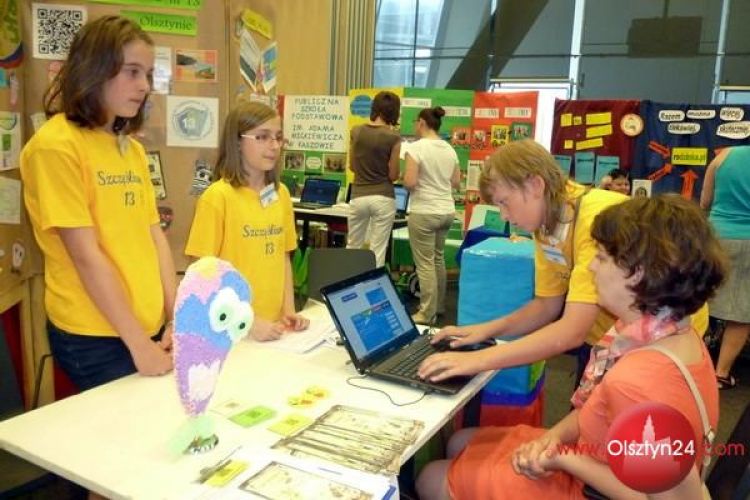 Uczniowie z „Trzynastki” prezentują swoje projekty w Warszawie