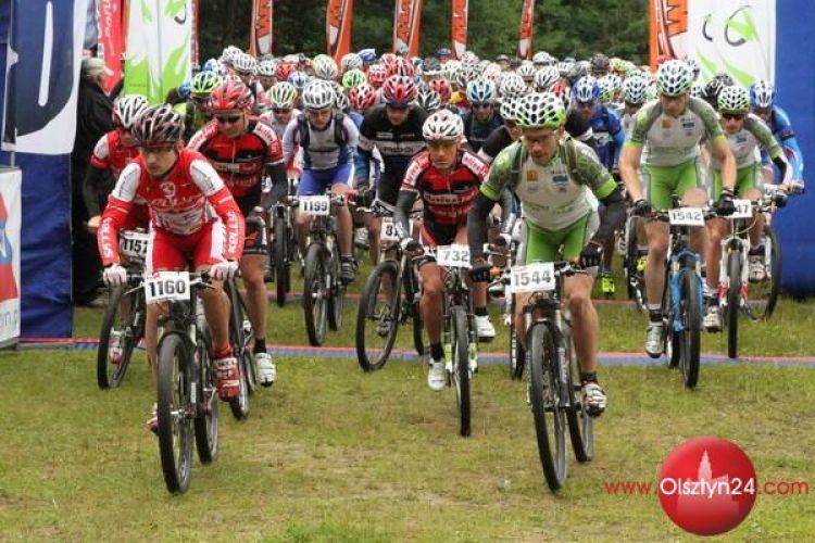Ponad tysiąc kolarzy na starcie Merida Mazovia MTB Marathon w Olsztynie