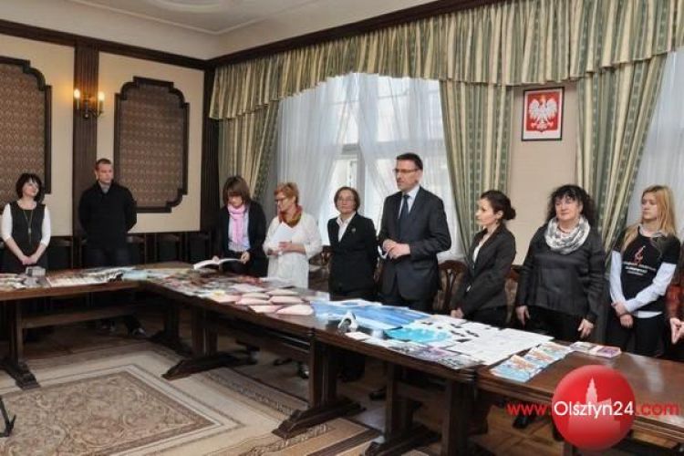 Prawie trzy miliony dla organizacji pozarządowych