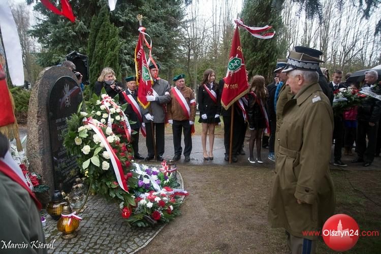 W Olsztynie odbyły się uroczystości upamiętniające 75. rocznicę II wywózki Polaków na Sybir