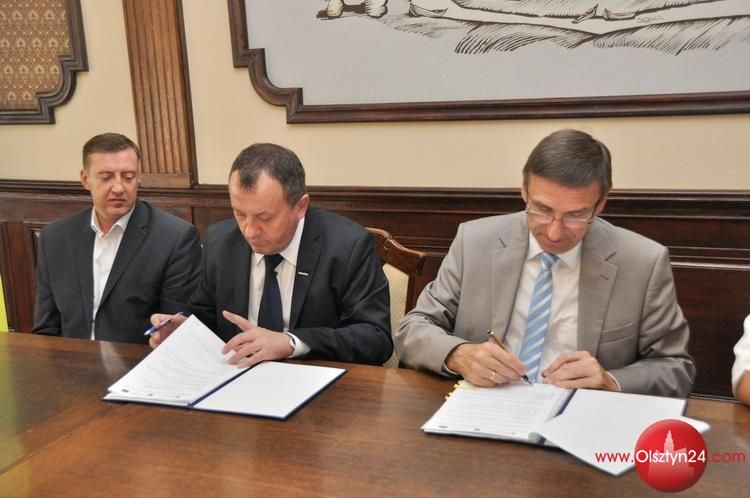 Podpisano kolejną umowę na budowę infrastruktury nad Jeziorem Krzywym 