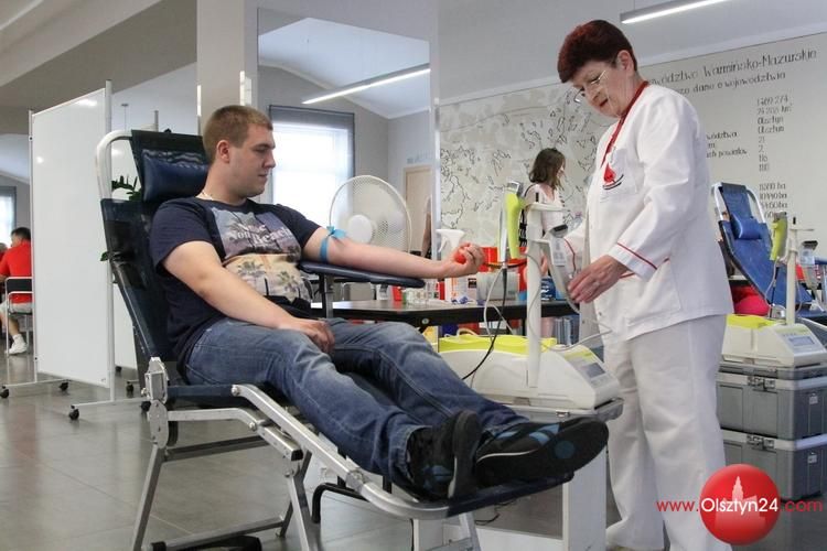 Brakuje krwi i... krwiodawców