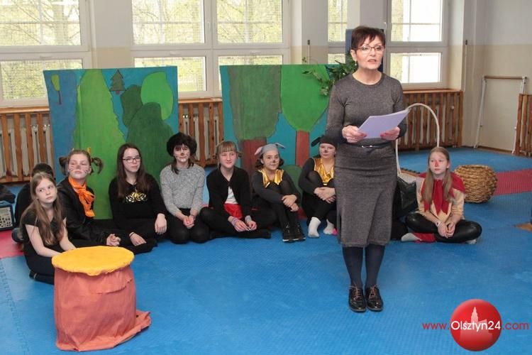 XI Światowe Dni Bajki mają rysunek na plakaty