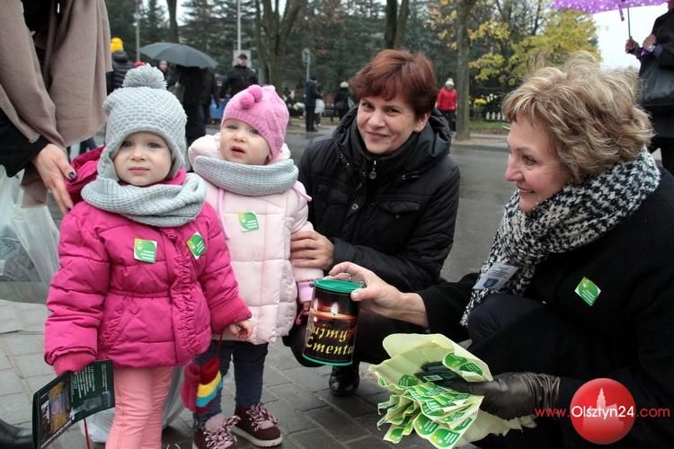 Doroczną kwestę przeprowadzono na olsztyńskich cmentarzach