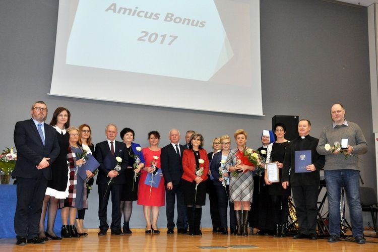 Amicus Bonus dla minister Elżbiety Rafalskiej i MOPS w Nidzicy