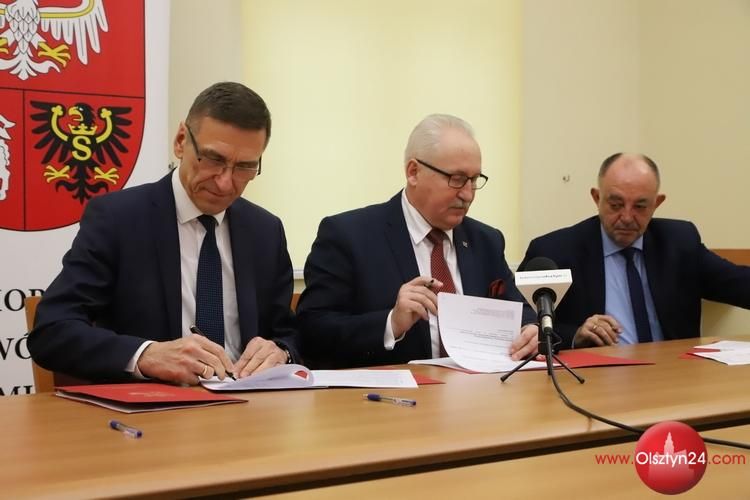 W Urzędzie Marszałkowskim podpisano kolejne umowy na wykorzystanie środków unijnych