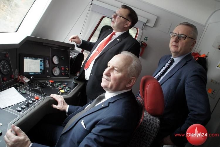 Przewozy Regionalne pokazały pierwszy ze zmodernizowanych pociągów