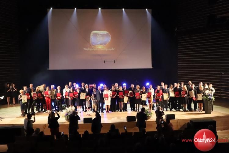 Marszałek wyróżnił najlepszych z najlepszych