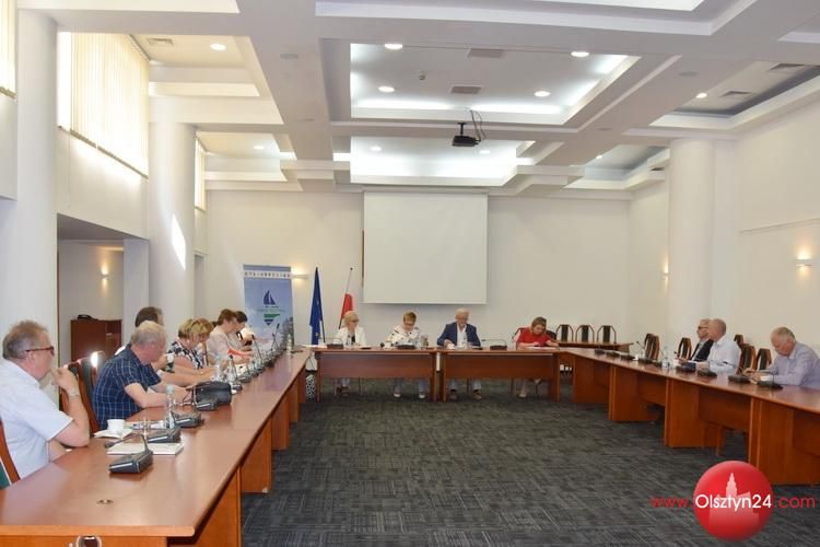 W olsztyńskim starostwie omówiono sytuację na rynku pracy w powiecie