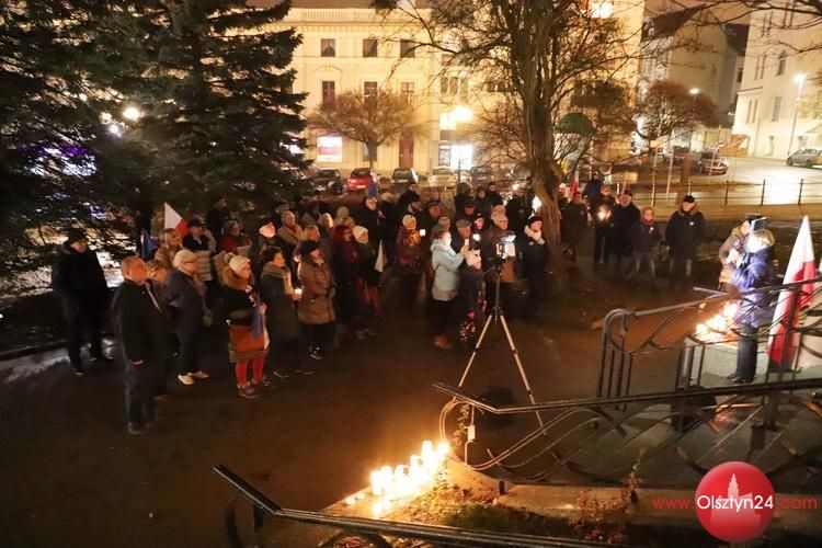 KOD zorganizował kolejną manifestację w obronie wolnych sądów