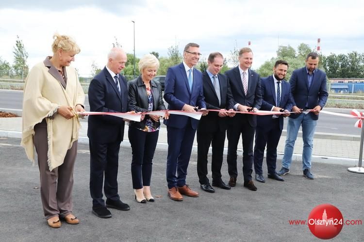 Na przebudowanej ulicy Towarowej przecięto symboliczną wstęgę