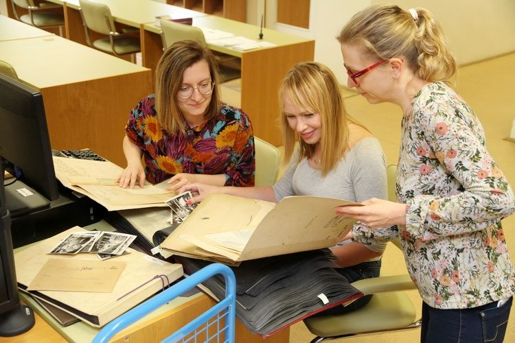 Archiwiści pomogą tworzyć rodzinne archiwa