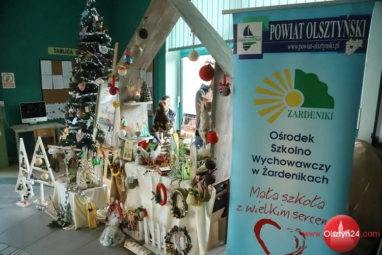 Świąteczny kiermasz w olsztyńskim starostwie