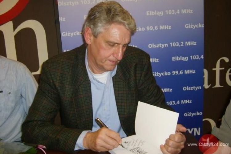 Wołoszański robi swoje