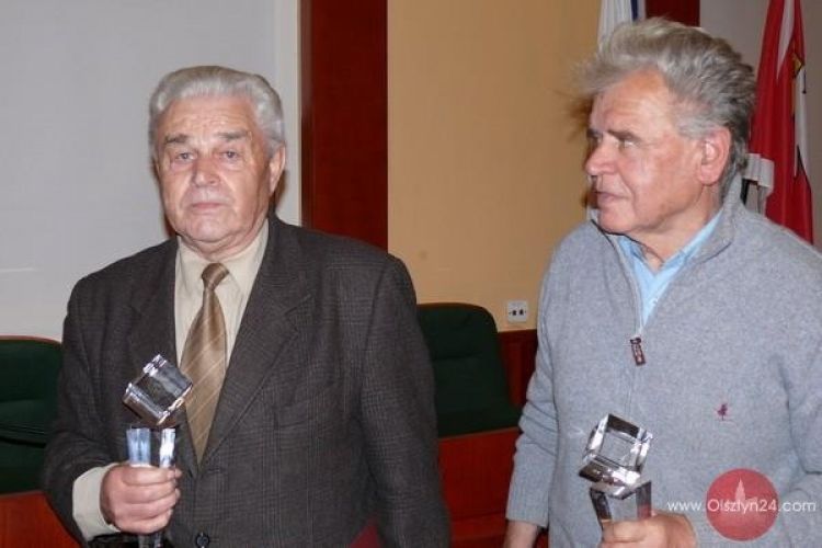 Sportowcy i trenerzy odebrali nagrody i stypendia