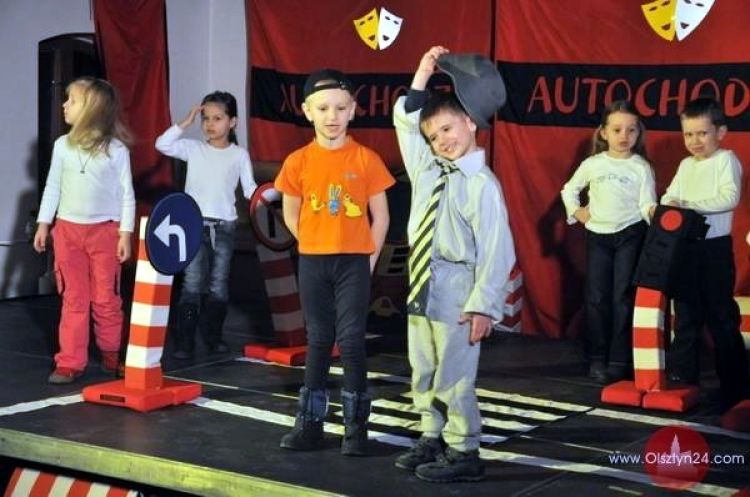 „Autochodzik” teatralnie