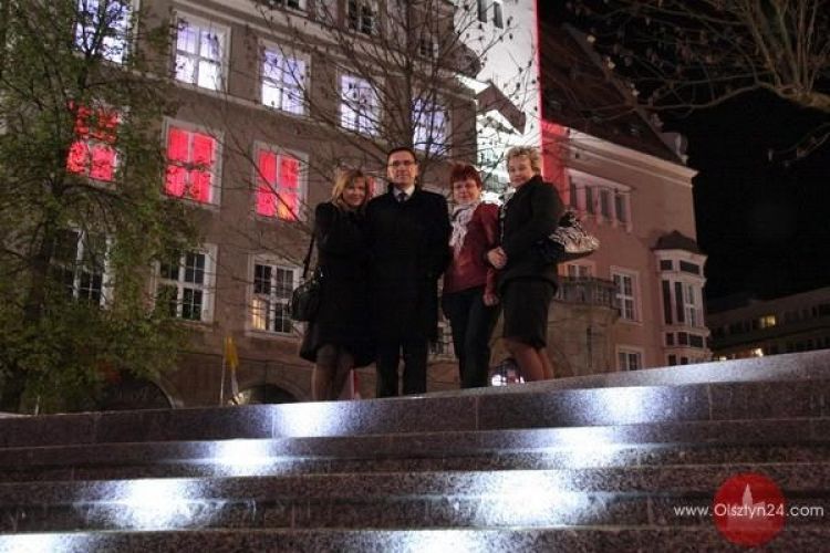 Ratusz biało-czerwony